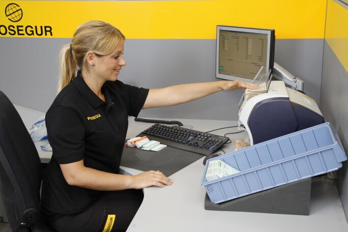 Mitarbeiter (m/w/d) Geldbearbeitung / Tresor, 3. Bild